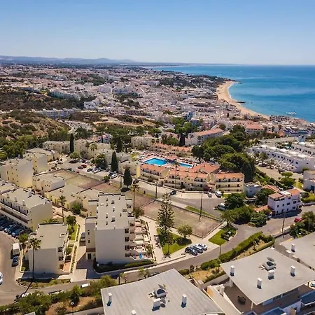White - Ocean View Appartement