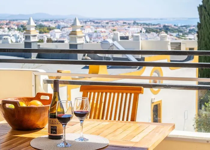 White - Ocean View Appartement